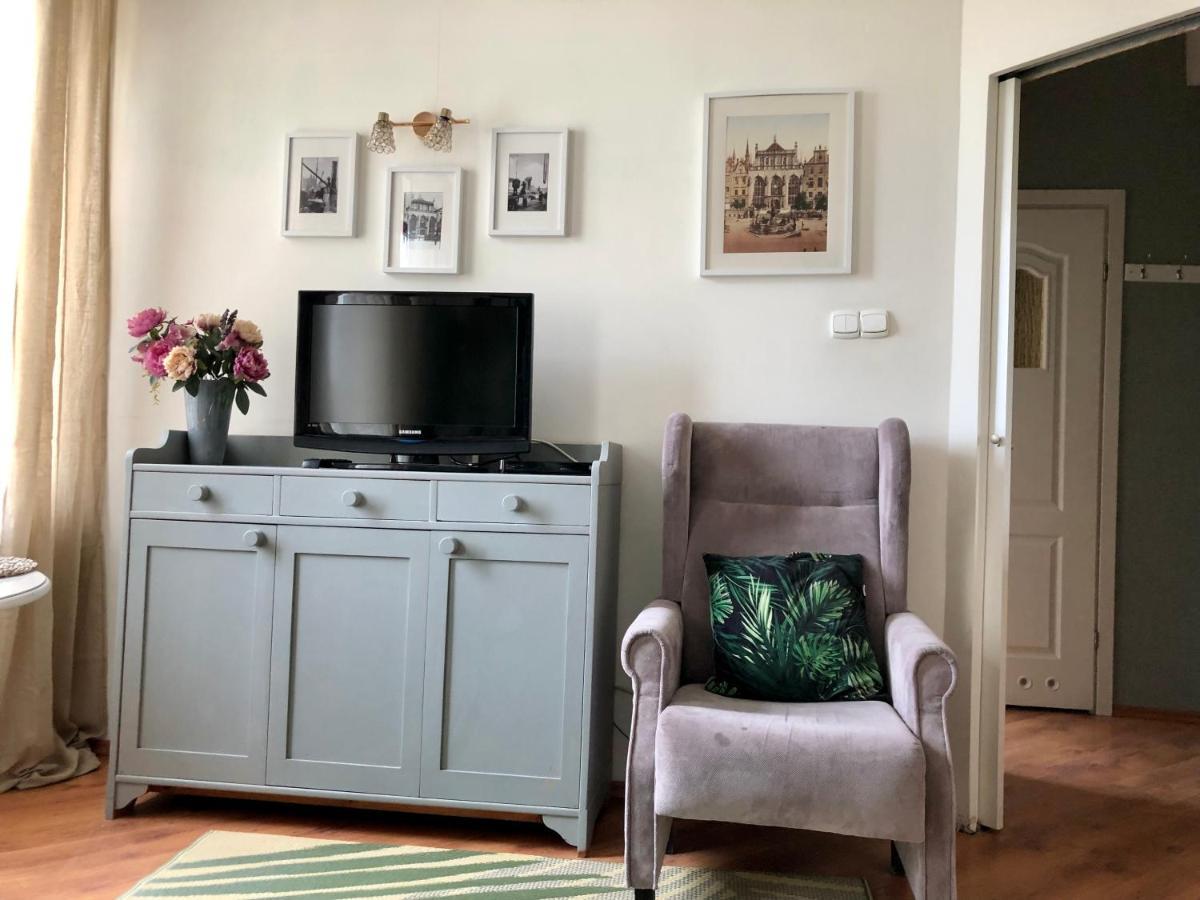 Apartament Kameralny 12 *