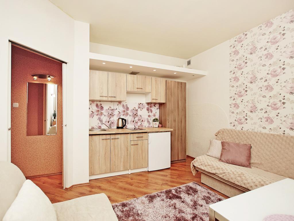 Apartament Kameralny 12 *